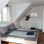 Semesterbostad Auszeit Am - Ostseenah & Sonnenterrasse - 2 Baeder *