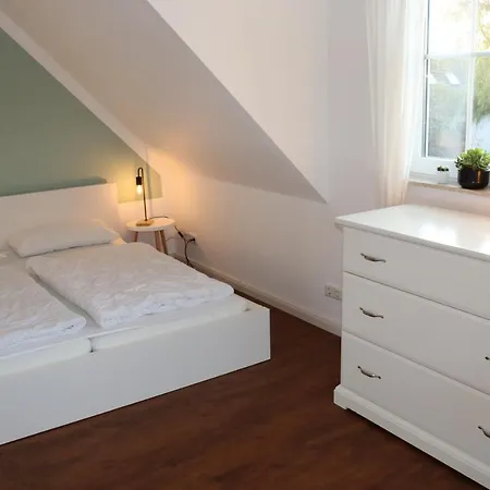 Holiday home Auszeit Am - Ostseenah & Sonnenterrasse Zierow